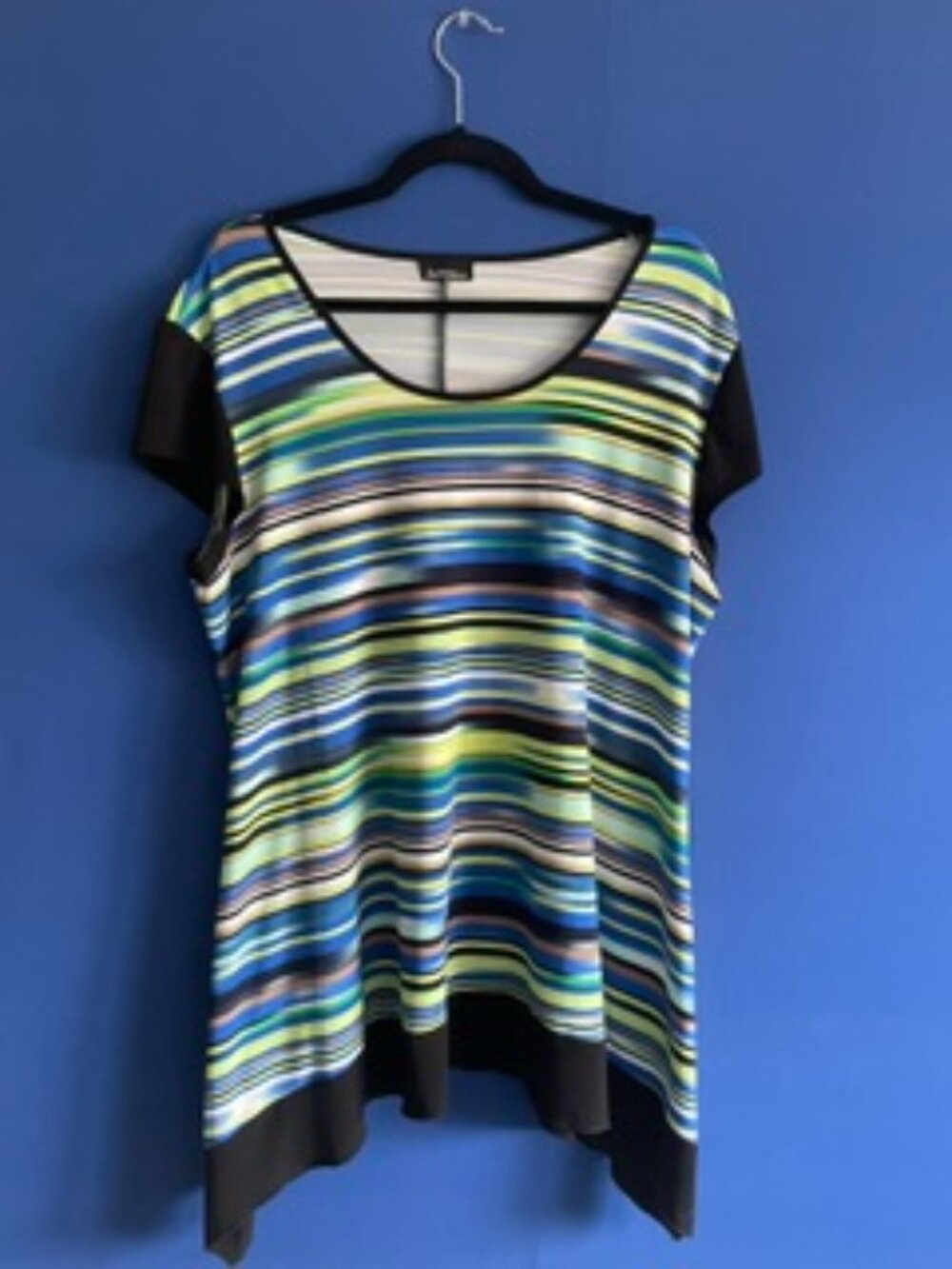 Initiatives (Laura Plus) Abstract Stripe Asymmetrical Hem Tunic Top - Size 1X